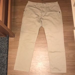 Men’s Nike SB Khaki Chinos